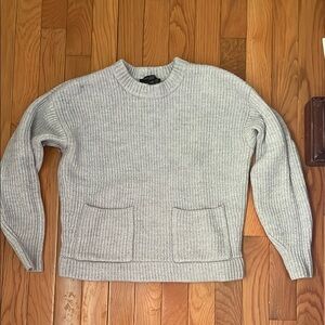 Ann Taylor Gray Crew Neck Sweater with Relaxed Fit